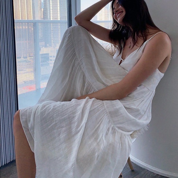 Aritzia Dresses & Skirts - Wilfred Black Maxi Dress